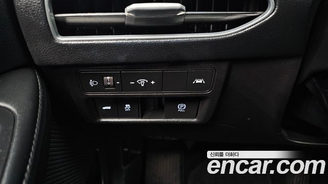 Hyundai Sonata (DN8) 2.0 LPG(Disabled Person) Premium 2020 — фото 17