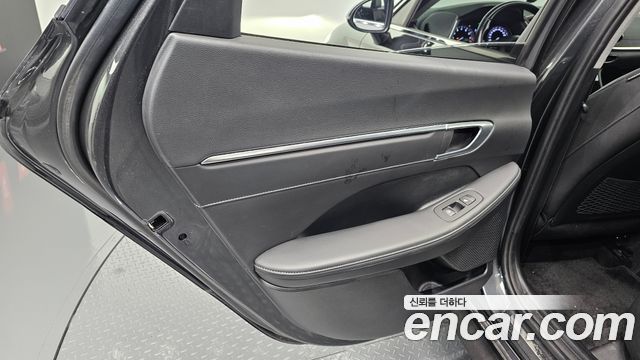 Hyundai Sonata (DN8) 2.0 LPG(Disabled Person) Premium 2020 — фото 25