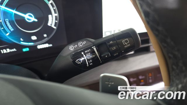 Kia Sportage Hybrid (V) Signature Gravity 2WD 2022 — фото 30