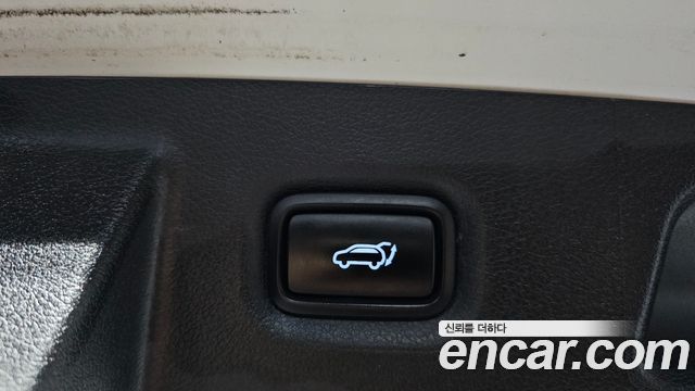 Hyundai Santa Fe Diesel 2.2 2WD Prestige 2021 — фото 18