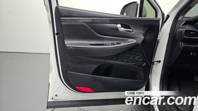 Hyundai Santa Fe Diesel 2.2 2WD Prestige 2021 — фото 24