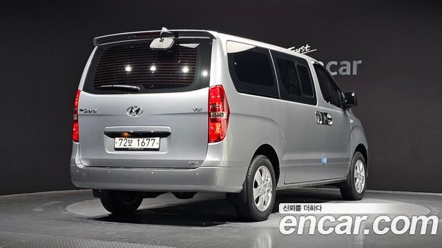 Hyundai Grand Starex 4WD Wagon 12-Seater Modern 2021 — фото 2