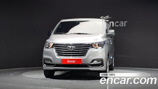 Hyundai Grand Starex 4WD Wagon 12-Seater Modern 2021 — фото 3