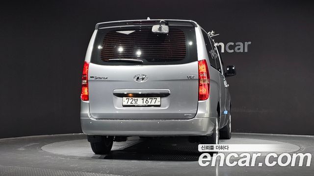 Hyundai Grand Starex 4WD Wagon 12-Seater Modern 2021 — фото 4