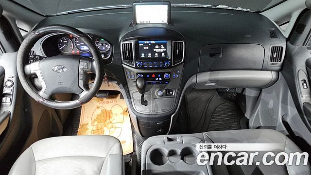Hyundai Grand Starex 4WD Wagon 12-Seater Modern 2021 — фото 7