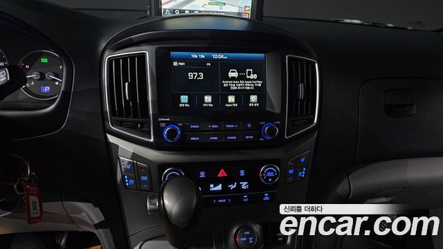 Hyundai Grand Starex 4WD Wagon 12-Seater Modern 2021 — фото 17