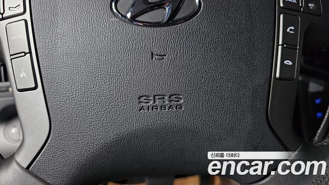 Hyundai Grand Starex 4WD Wagon 12-Seater Modern 2021 — фото 31