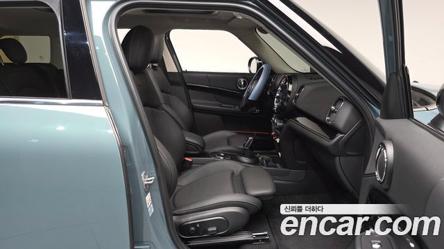 MINI Cooper Countryman Classic 2nd 2024 — фото 26