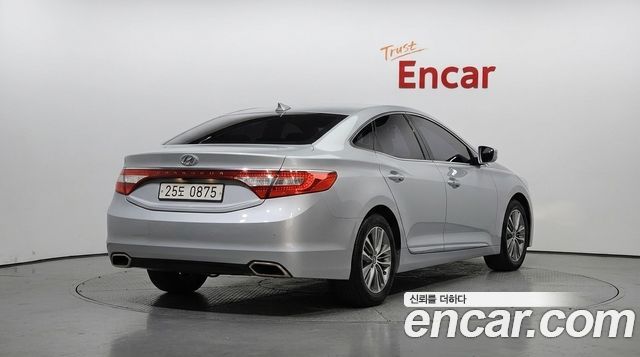 Hyundai Grandeur (HG) HG240 Modern Collection 2017 — фото 2
