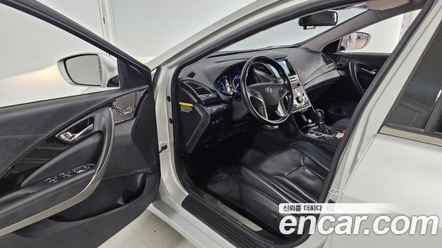 Hyundai Grandeur (HG) HG240 Modern Collection 2017 — фото 10