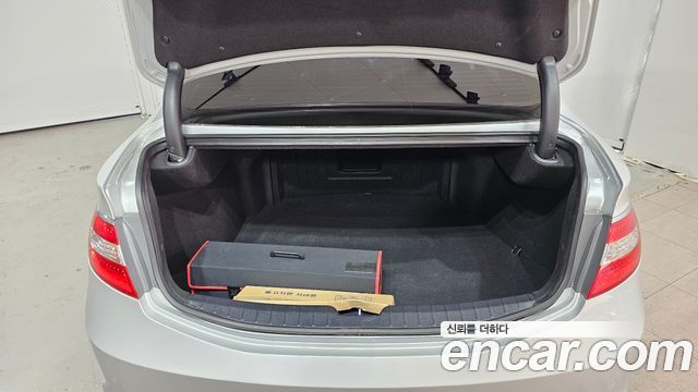 Hyundai Grandeur (HG) HG240 Modern Collection 2017 — фото 20