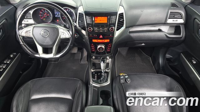 KG Mobility (SsangYong) Tivoli VX 2WD 2015 — фото 7