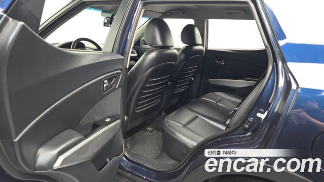 KG Mobility (SsangYong) Tivoli VX 2WD 2015 — фото 12