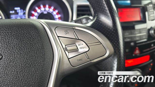 KG Mobility (SsangYong) Tivoli VX 2WD 2015 — фото 17