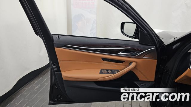BMW 5 Series (G30) 520i Luxury 2021 — фото 24