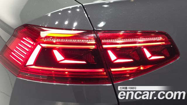 Volkswagen Passat GT (B8) 2.0 TDI Prestige 2021 — фото 23