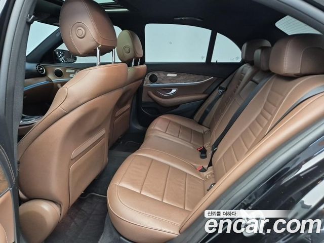 Mercedes-Benz E-Class (W213) E250 Exclusive 2021 — фото 16