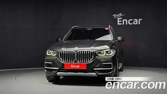 BMW X5 (G05) xDrive 45e xLine 2022 — фото 3