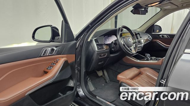 BMW X5 (G05) xDrive 45e xLine 2022 — фото 10