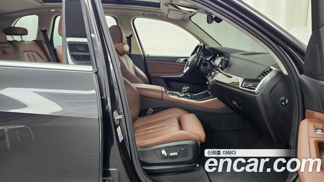 BMW X5 (G05) xDrive 45e xLine 2022 — фото 11