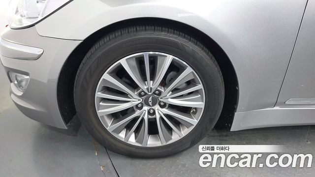 Hyundai Genesis BH330 Premium Standard 2013 — фото 5