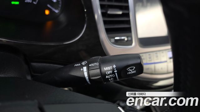 Hyundai Genesis BH330 Premium Standard 2013 — фото 17
