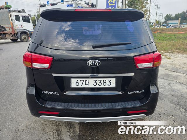 Kia Carnival 7-seater Limousine President 2018 — фото 4