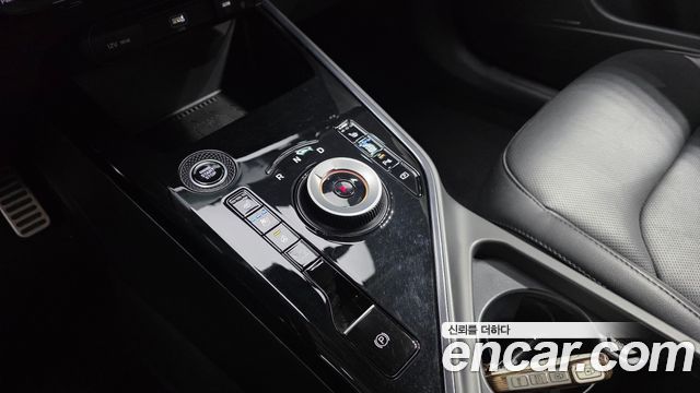 Kia Niro Signature 2022 — фото 9