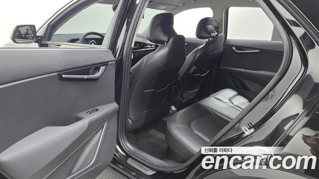Kia Niro Signature 2022 — фото 11