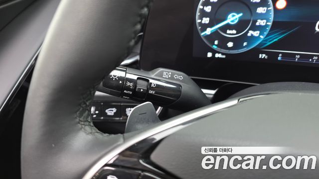Kia Niro Signature 2022 — фото 30