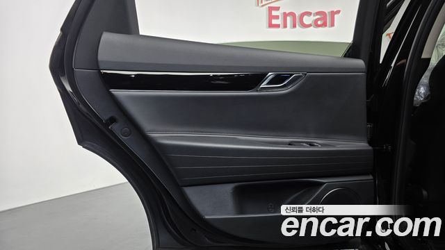 Genesis G80 (RG3) Gasoline 2.5 Turbo AWD 2022 — фото 31