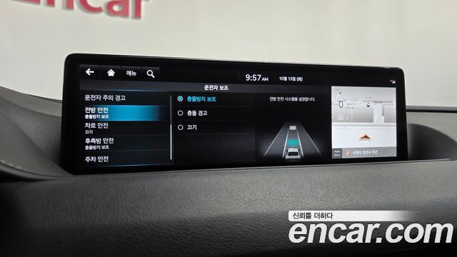 Genesis G80 (RG3) Gasoline 2.5 Turbo AWD 2022 — фото 38