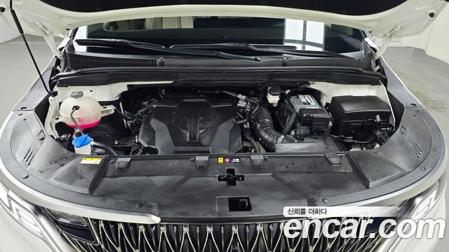 Kia Carnival (IV) Gasoline 4-Seater Hi-Limousine (Special) 2023 — фото 6