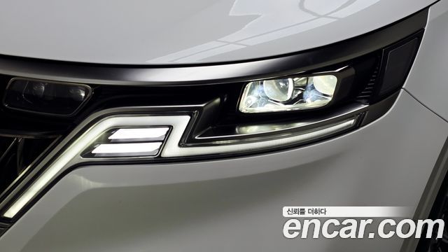 Kia Carnival (IV) Gasoline 4-Seater Hi-Limousine (Special) 2023 — фото 22