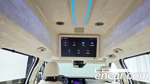 Kia Carnival (IV) Gasoline 4-Seater Hi-Limousine (Special) 2023 — фото 30