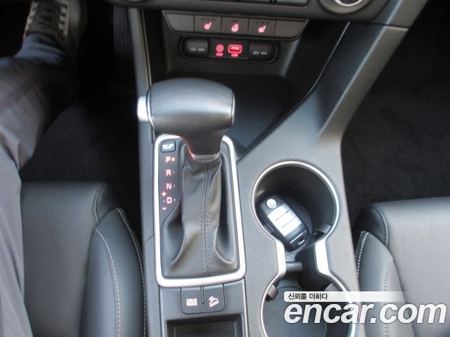 Kia Sportage (IV) Gasoline 2.0 2WD Noblesse 2018 — фото 9