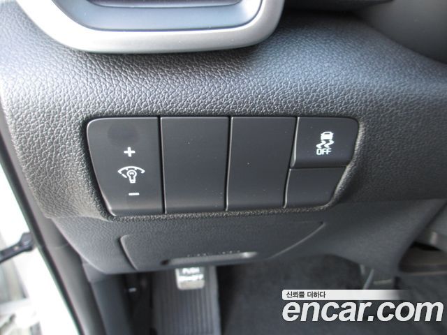 Kia Sportage (IV) Gasoline 2.0 2WD Noblesse 2018 — фото 19