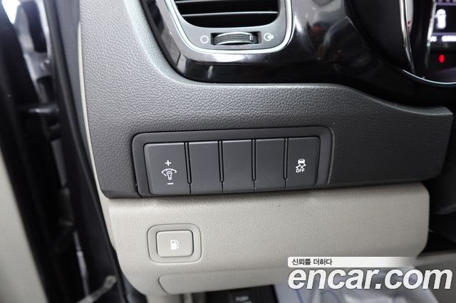 Kia Carnival 11-seater Prestige 2016 — фото 21