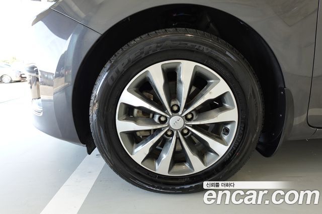 Kia Carnival 11-seater Prestige 2016 — фото 24
