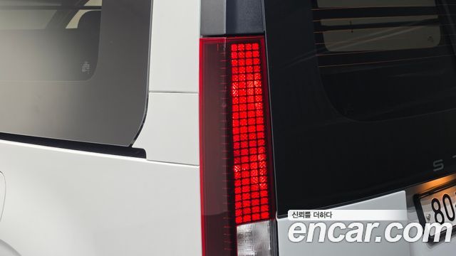 Hyundai Staria L3.5 Cargo 3-Seater Modern 2022 — фото 23