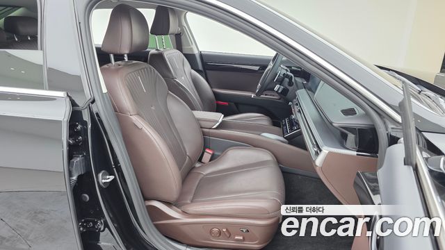 Hyundai Grandeur (GN7) 2,5 Gasoline 2WD Exclusive 2023 — фото 11