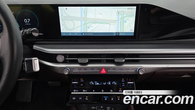 Hyundai Grandeur (GN7) 2,5 Gasoline 2WD Exclusive 2023 — фото 14