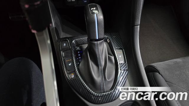 Hyundai Veloster (JS) 2.0 N 2021 — фото 9