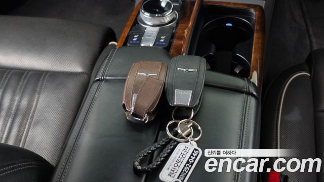 Genesis EQ900 5.0 GDI AWD Limousine Prestige 2016 — фото 15