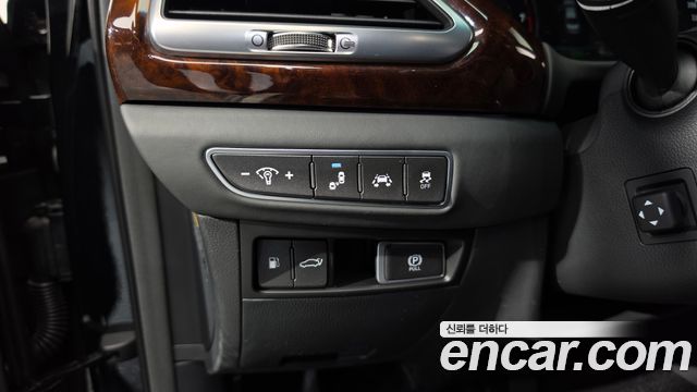 Genesis EQ900 5.0 GDI AWD Limousine Prestige 2016 — фото 41