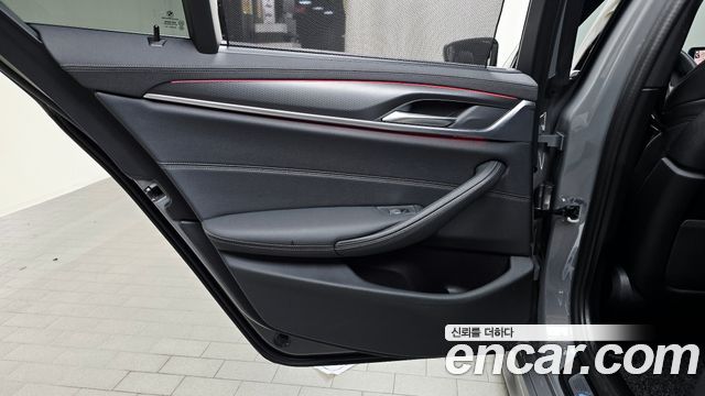 BMW 5 Series (G30) 520i M Sport 2022 — фото 25