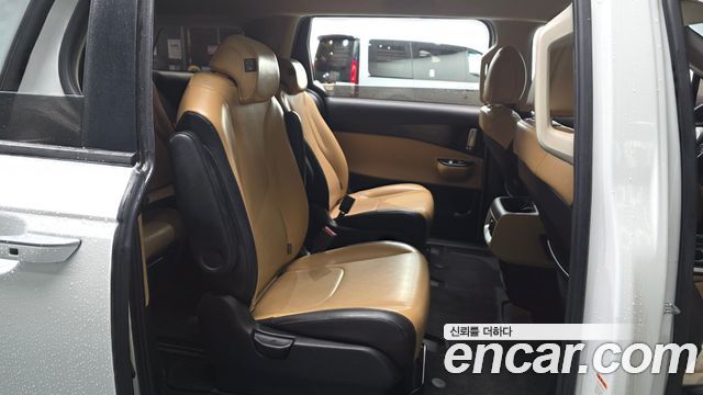 Kia Carnival (IV) Diesel 9-Seater Prestige 2022 — фото 12