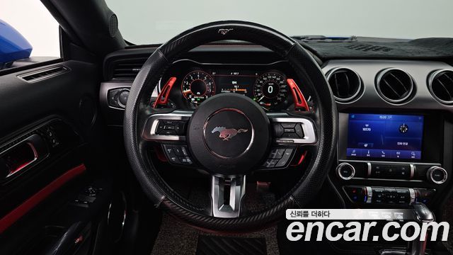 Ford Mustang Coupe 2020 — фото 13