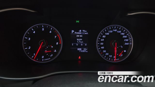 Genesis G70 2.0T Advanced 2019 — фото 8