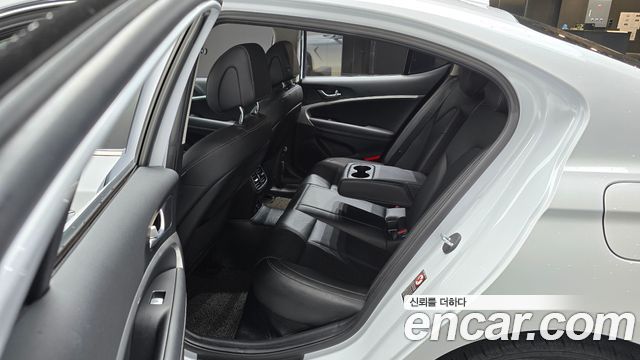 Genesis G70 2.0T Advanced 2019 — фото 12